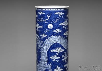 图片[2]-Cylindrical vase with dragon motif, Jingdezhen ware, blue and white-China Archive